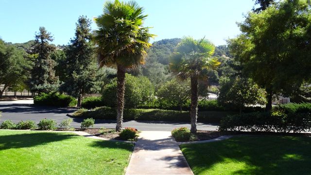 529 Corral De Tierra Road, Salinas, CA 93908