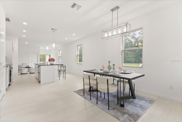 817 S LOCUST AVENUE, Sanford, FL 32771