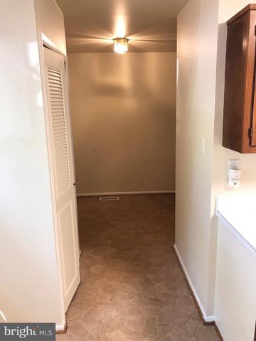 1681 YORKTOWN CT, Crofton, MD 21114