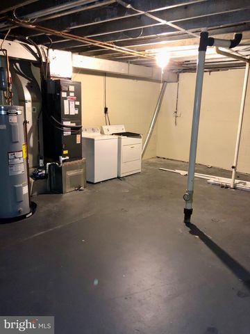 1681 YORKTOWN CT, Crofton, MD 21114