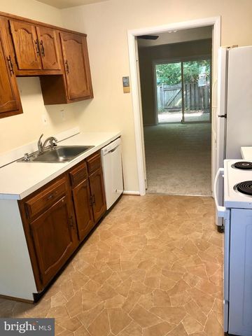 1681 YORKTOWN CT, Crofton, MD 21114