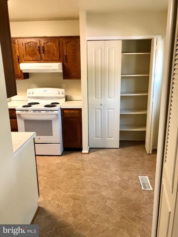 1681 YORKTOWN CT, Crofton, MD 21114