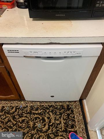 1681 YORKTOWN CT, Crofton, MD 21114