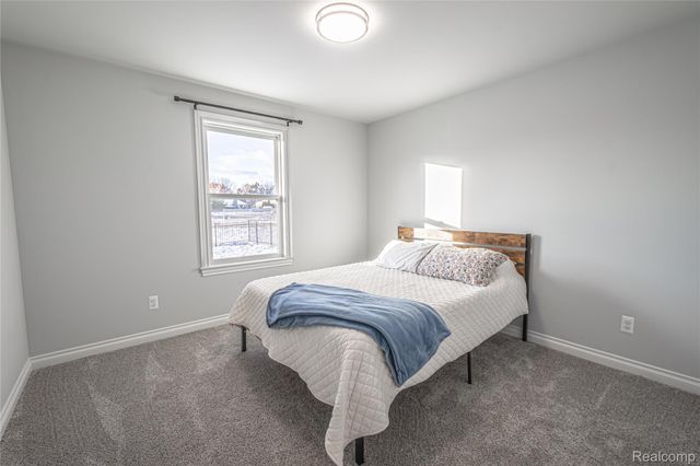 247 S. Carney Dr., St. Clair, MI 48079