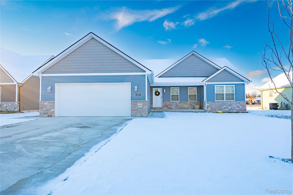 247 S. Carney Dr., St. Clair, MI 48079