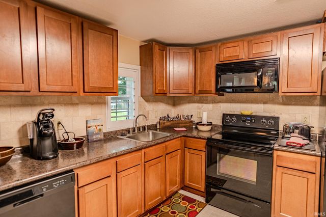 3776 N Doug Court, Monticello, IN 47960