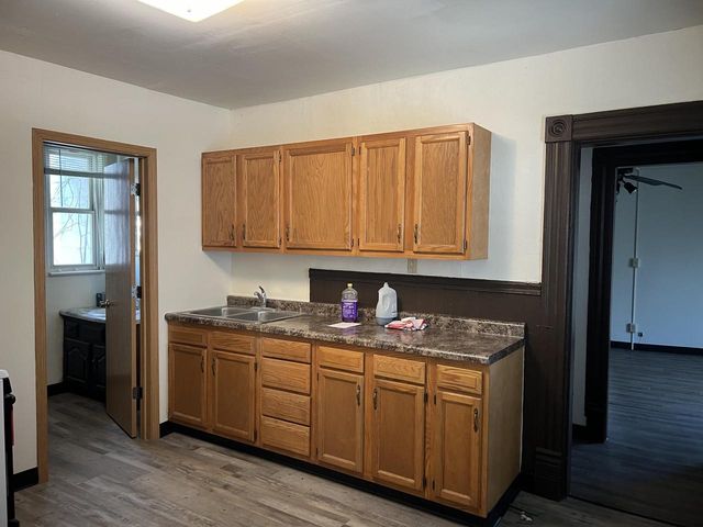 901 Vine STREET, La Crosse, WI 54601