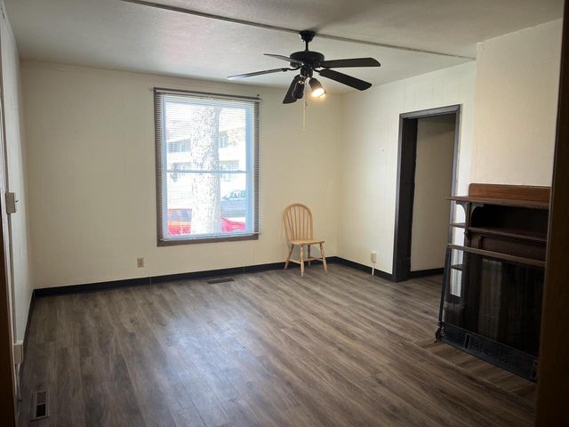 901 Vine STREET, La Crosse, WI 54601