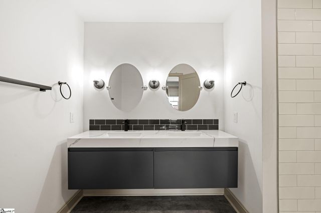 132 Park Avenue, Greer, SC 29651