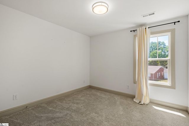 132 Park Avenue, Greer, SC 29651