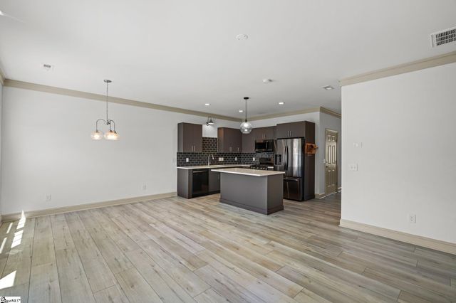 132 Park Avenue, Greer, SC 29651