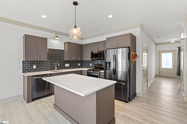 132 Park Avenue, Greer, SC 29651