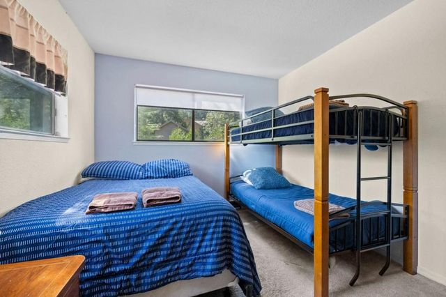 19935 Pine Mountain Drive, Groveland, CA 95321