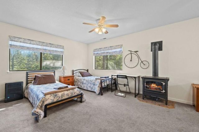 19935 Pine Mountain Drive, Groveland, CA 95321