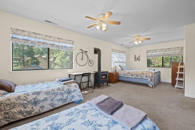 19935 Pine Mountain Drive, Groveland, CA 95321