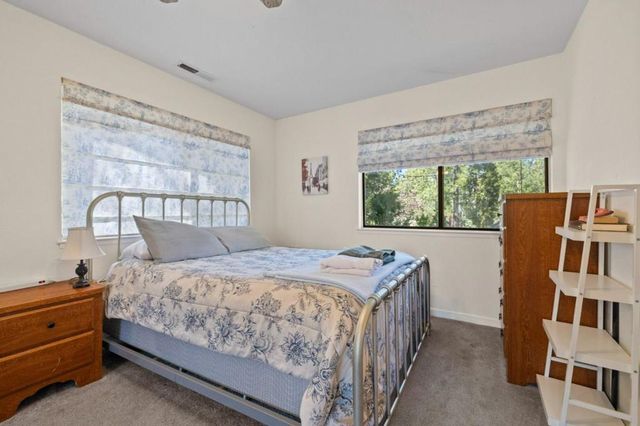 19935 Pine Mountain Drive, Groveland, CA 95321