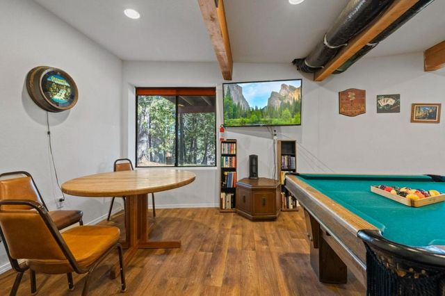 19935 Pine Mountain Drive, Groveland, CA 95321