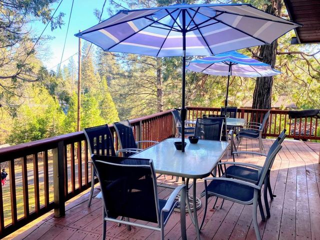 19935 Pine Mountain Drive, Groveland, CA 95321