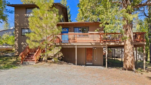 19935 Pine Mountain Drive, Groveland, CA 95321