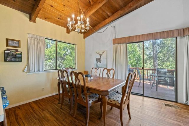 19935 Pine Mountain Drive, Groveland, CA 95321