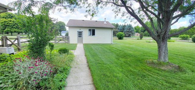 6170 County Road 2, Swanton, OH 43558