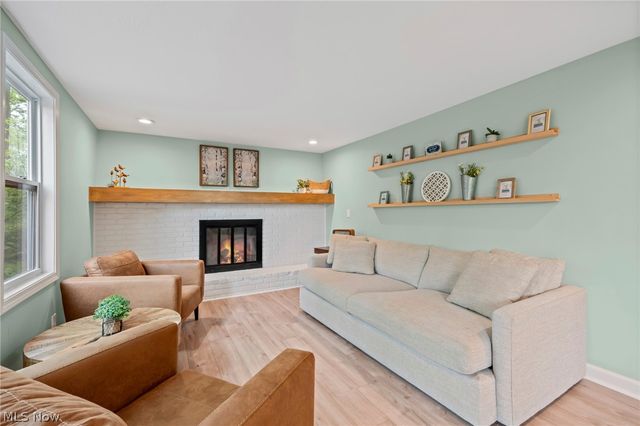 850 Deepwood Drive, Medina, OH 44256
