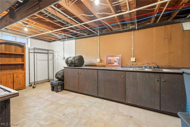 850 Deepwood Drive, Medina, OH 44256