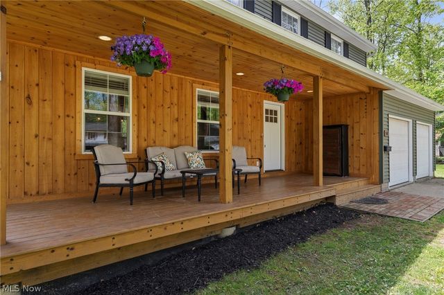 850 Deepwood Drive, Medina, OH 44256
