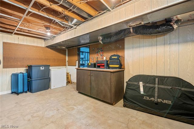 850 Deepwood Drive, Medina, OH 44256