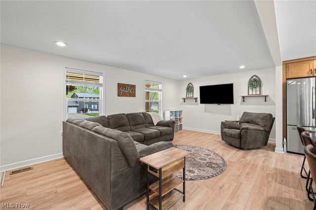 850 Deepwood Drive, Medina, OH 44256