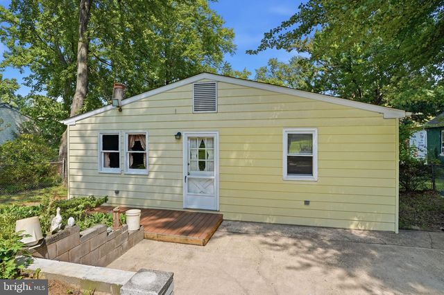 1138 SUNSET LN, Bensalem, PA 19020