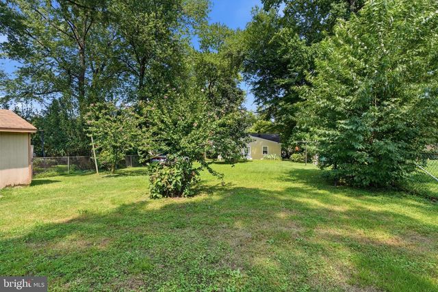 1138 SUNSET LN, Bensalem, PA 19020