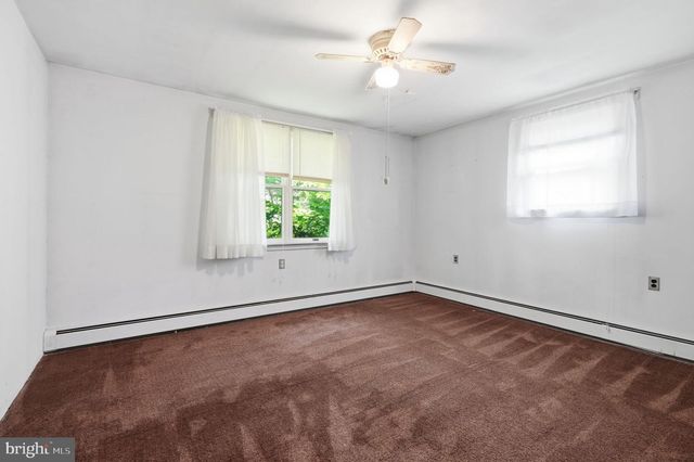 1138 SUNSET LN, Bensalem, PA 19020