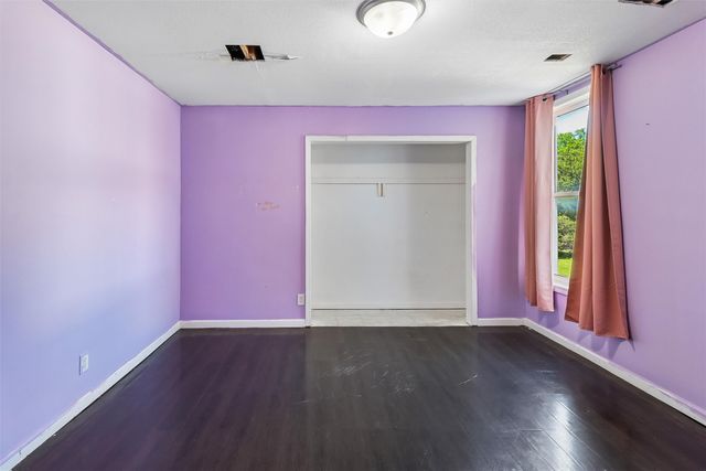 100 W Boston Avenue, Indianola, IA 50125