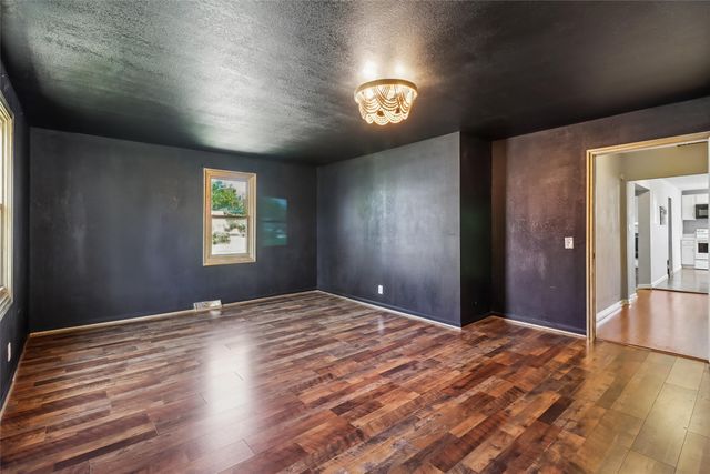 100 W Boston Avenue, Indianola, IA 50125