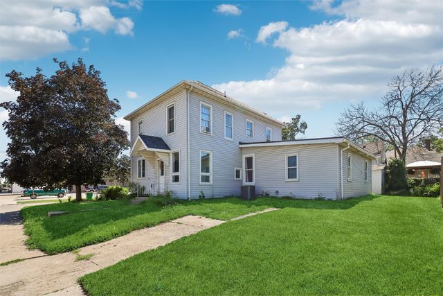 100 W Boston Avenue, Indianola, IA 50125
