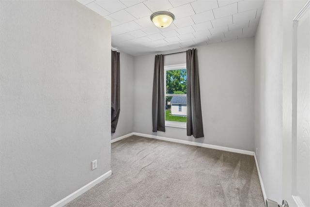 100 W Boston Avenue, Indianola, IA 50125