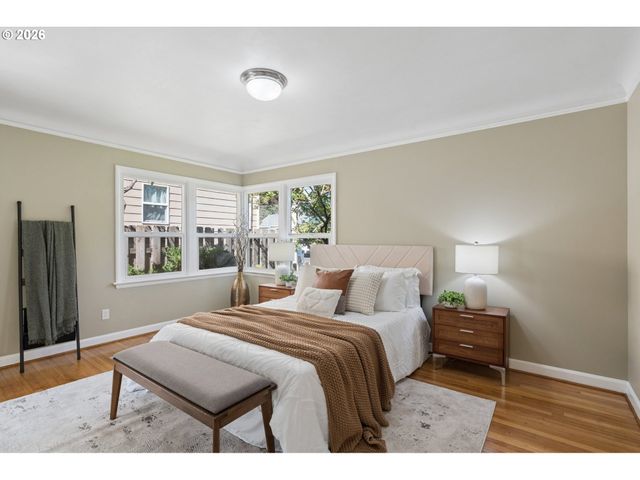 7920 Se HAWTHORNE Blvd, Portland, OR 97215