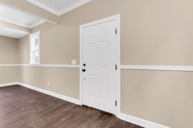 2295 Velma, Columbus, OH 43211