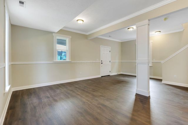 2295 Velma, Columbus, OH 43211