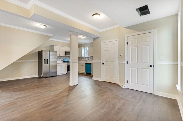 2295 Velma, Columbus, OH 43211