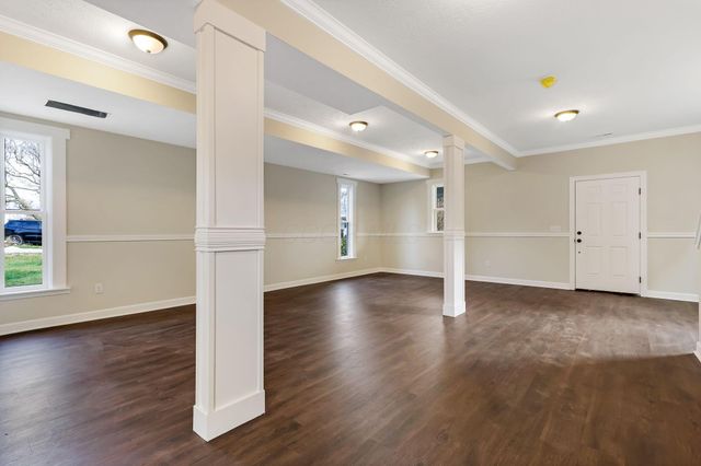 2295 Velma, Columbus, OH 43211