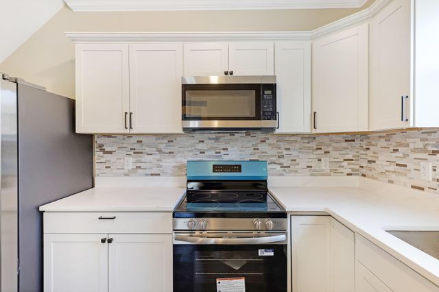 2295 Velma, Columbus, OH 43211