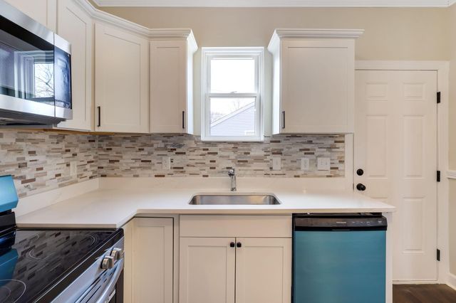 2295 Velma, Columbus, OH 43211