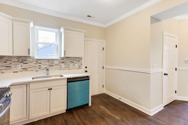 2295 Velma, Columbus, OH 43211