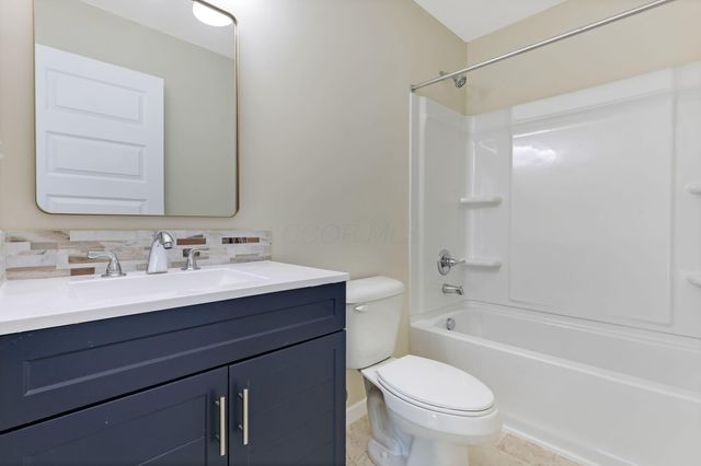 2295 Velma, Columbus, OH 43211