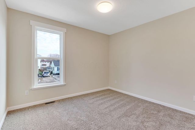 2295 Velma, Columbus, OH 43211