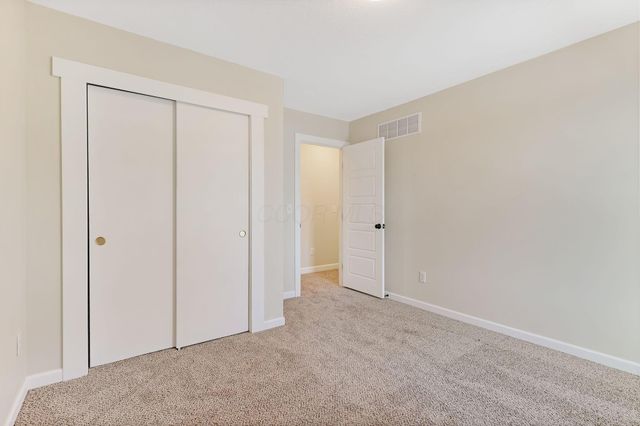 2295 Velma, Columbus, OH 43211