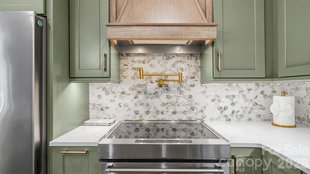 9024 Arrington Manor Place, Charlotte, NC 28277