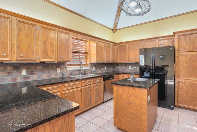 462 Mayfair Court, Bossier City, LA 71111